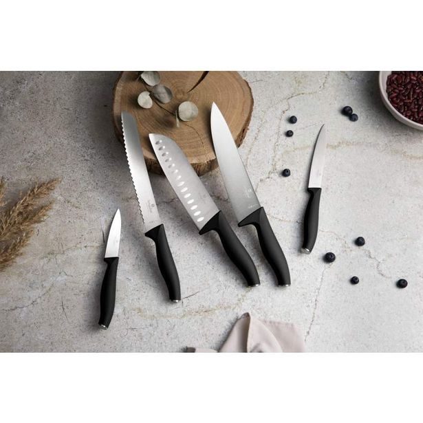 BERLINGERHAUS Sada nožů s magnetickým držákem z akátového dřeva 6 ks Matte Black Collection BH-2943