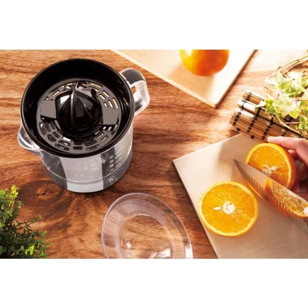 BERLINGERHAUS Lis na citrusy elektrický 0,7 l Matte Black Collection BH-9384