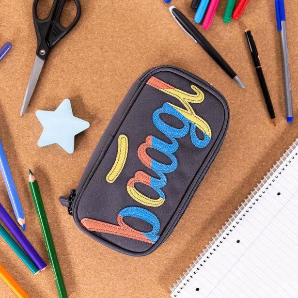 BAAGL Školní penál etue Skate Logo Mix