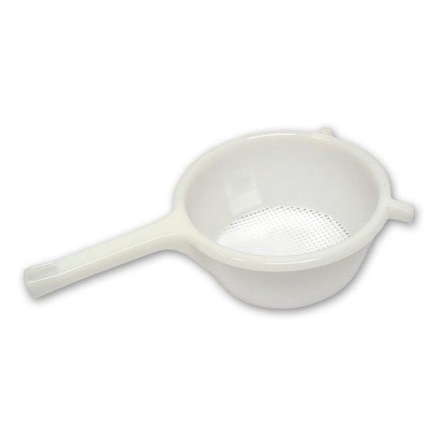 cedník d16cm, plast