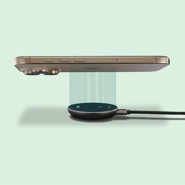 Hama bezdrátová nabíječka Qi2 15 W, magnetická, samostatný kabel 1 m