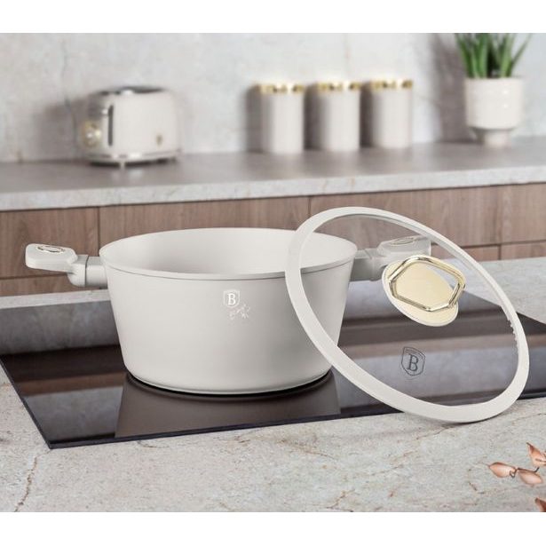 BERLINGERHAUS Sada nádobí s titanovým povrchem 15 ks Sahara Collection BH-8081