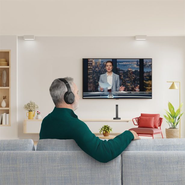 Hama bezdrátová TV sluchátka, nabíjecí základna s 2,4 GHz vysílačem, Bluetooth