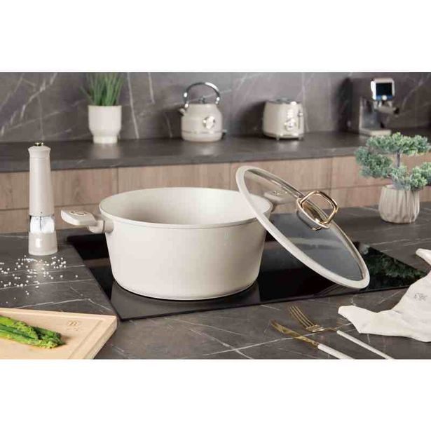 BERLINGERHAUS Kastrol s titanovým povrchem a poklicí 30 cm Sahara Collection BH-8073