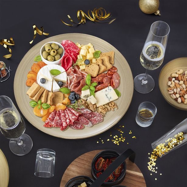 Servírovací talíř pr. 32 cm