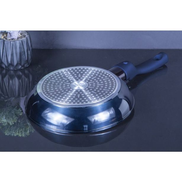 BERLINGERHAUS Pánev s odnímatelnou rukojetí + víko 24 cm Aquamarine Metallic Line BH-7155