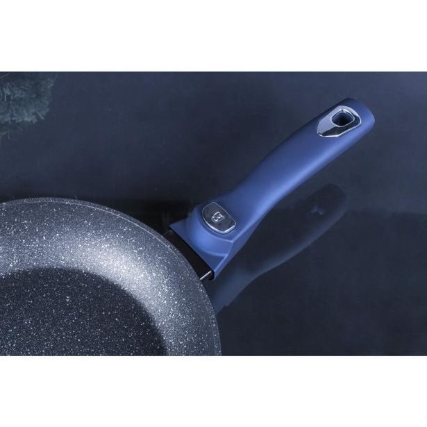 BERLINGERHAUS Pánev s odnímatelnou rukojetí + víko 24 cm Aquamarine Metallic Line BH-7155