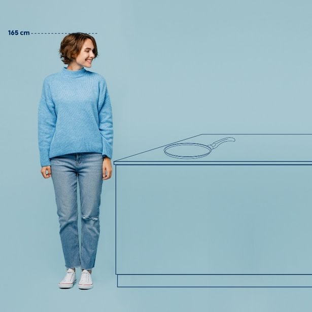 KELA Pánev na palačinky s keramickým povrchem 28 cm ATURA KL-15175