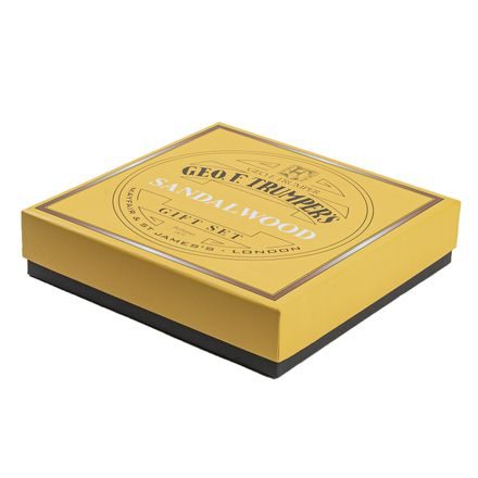 Zestaw prezentowy woda kolońska, dezodorant, żel pod prysznic i krem do golenia Geo F. Trumper Sandalwood
