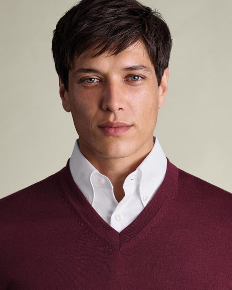 Charles Tyrwhitt Pure Merino V-Neck Jumper — Burgundy