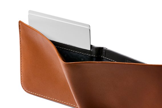 Bellroy Hide & Seek RFID