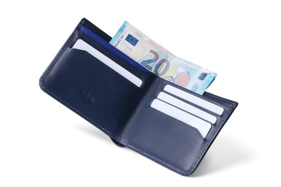 Bellroy Hide & Seek RFID