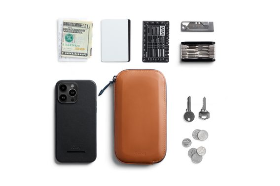 Bellroy All-Conditions Phone Pocket Plus