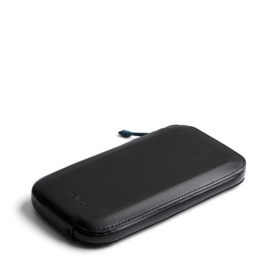 Bellroy All-Conditions Phone Pocket Plus