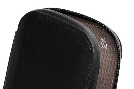 Bellroy All-Conditions Phone Pocket Plus