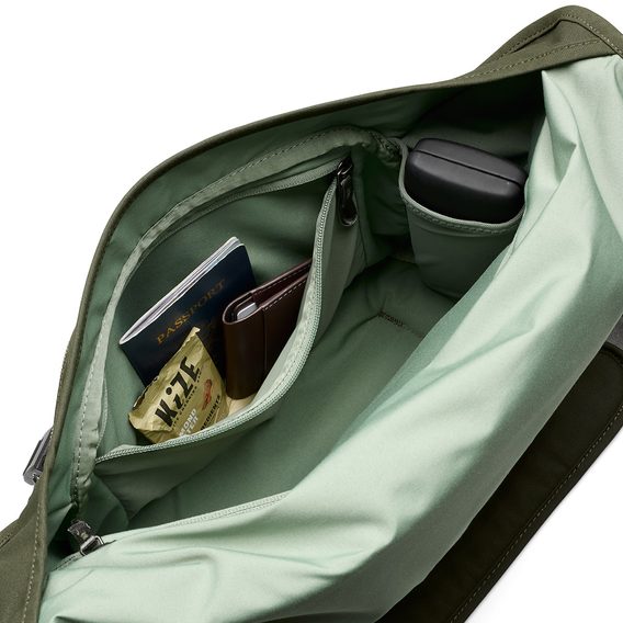 Bellroy Classic Messenger