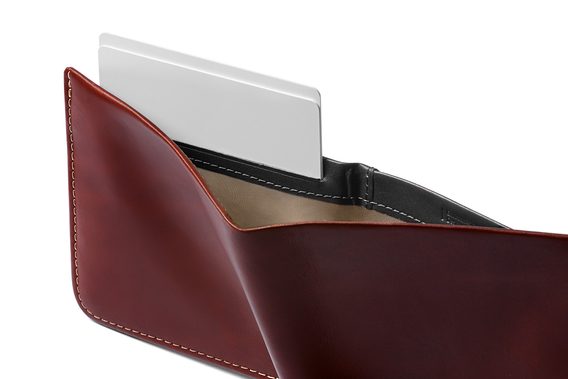 Bellroy Hide & Seek RFID