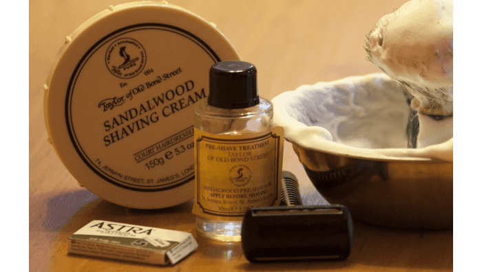 Olejek przed goleniem Taylor of Old Bond Street