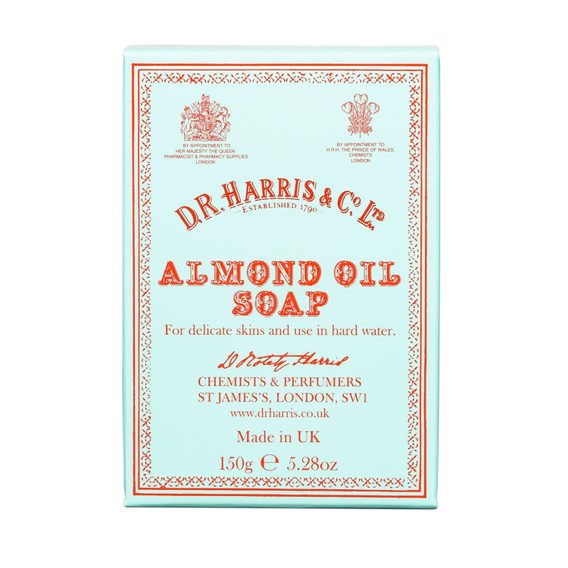 Set cadou de săpunuri de baie D.R. Harris - Almond, Lavender, Arlington (3 x 150 g)