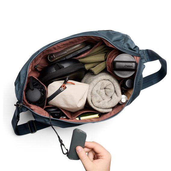 Bellroy Laneway Crescent Bag (12 l)