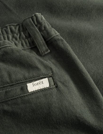 forét Clay Pants — Dark Moss