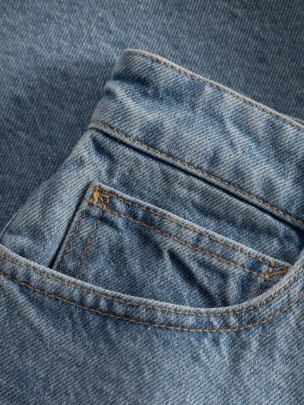 Pantaloni scurți din denim Knowledge Cotton Apparel — Bleached Stonewash