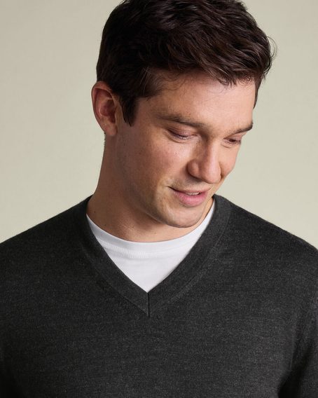 Charles Tyrwhitt Pure Merino V-Neck Jumper — Charcoal