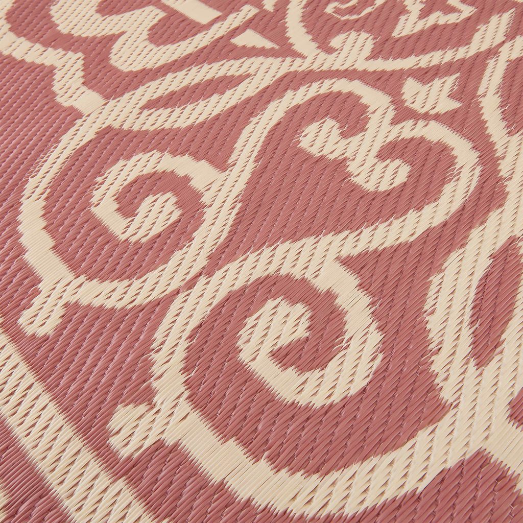 Butlers.sk - COLOUR CLASH Vnútorný a vonkajší koberec kvetiny 180 x 120 cm  - sv. červená/sivobiela