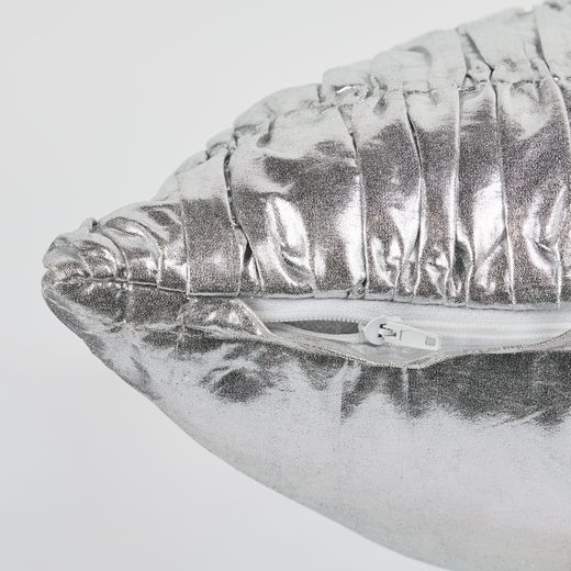 000000001000507074-2