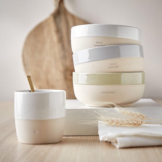 000000001000379996-2