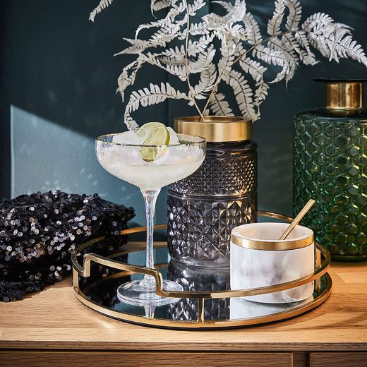 000000001000405688-1