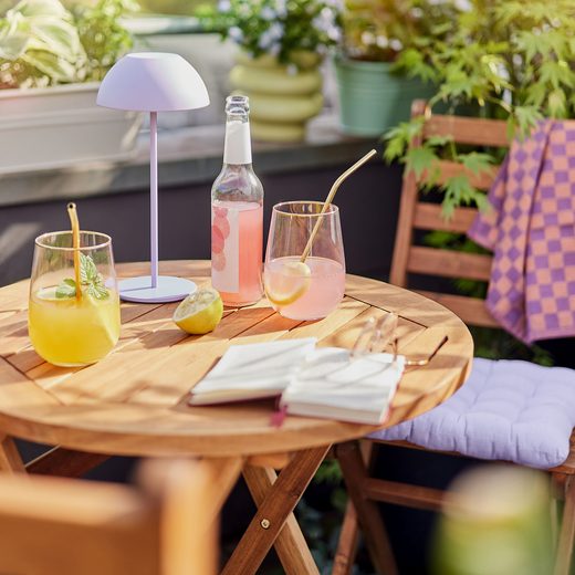 000000001000448827-1