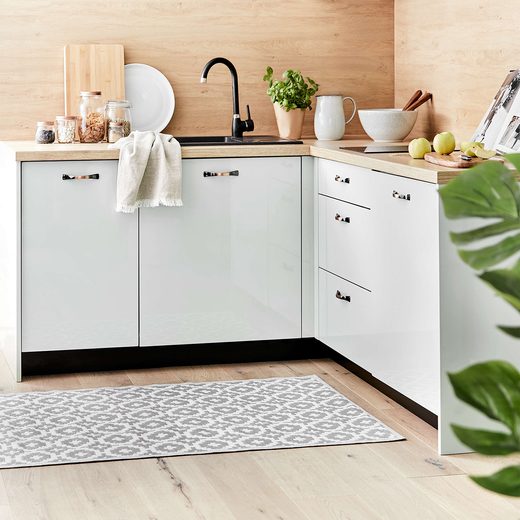 000000001000338242-8