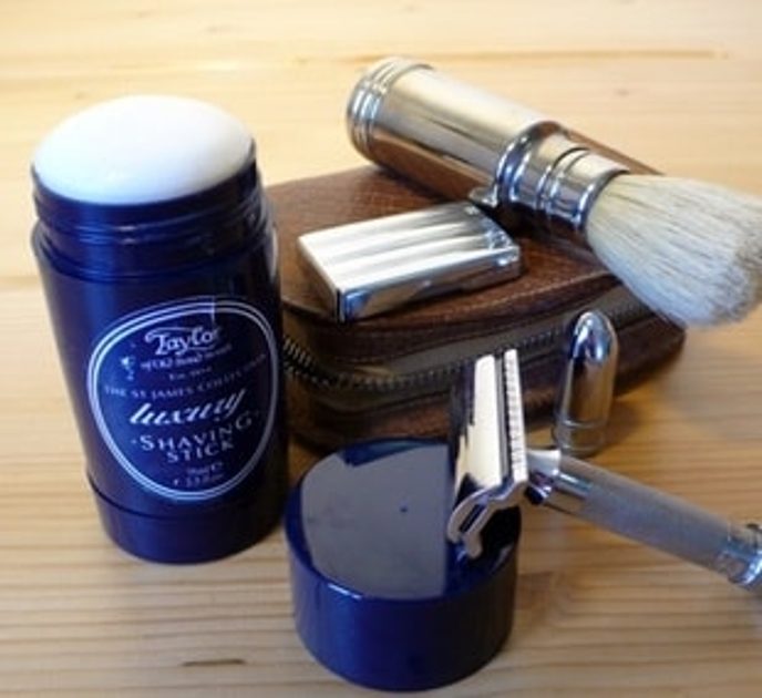 Taylor St James Gentleman Soap of - Old Shaving Bond Street Store Stick -