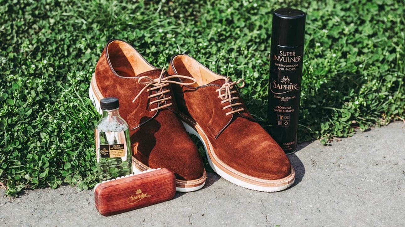 Best Waterproof Shoe Sprays for Leather, Suede and More Finishes – Footwear  News