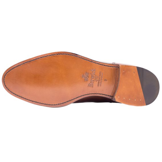 Berwick Shelby - Walnut Brown