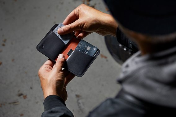 Bellroy Apex Slim Sleeve