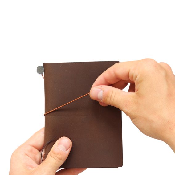 TRAVELER'S notebook - Brown (Passport)