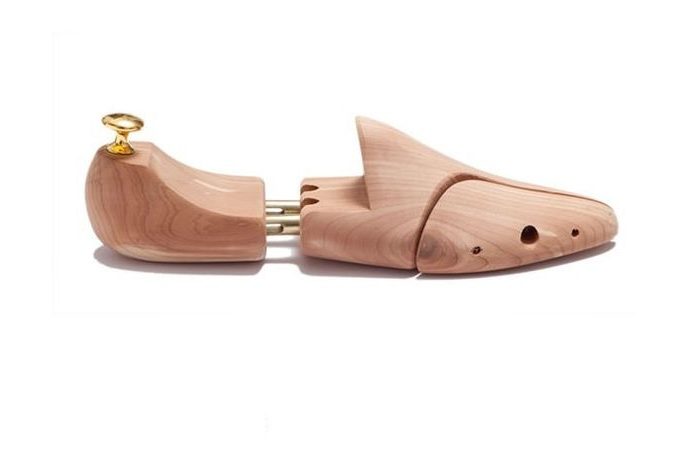 shoe trees