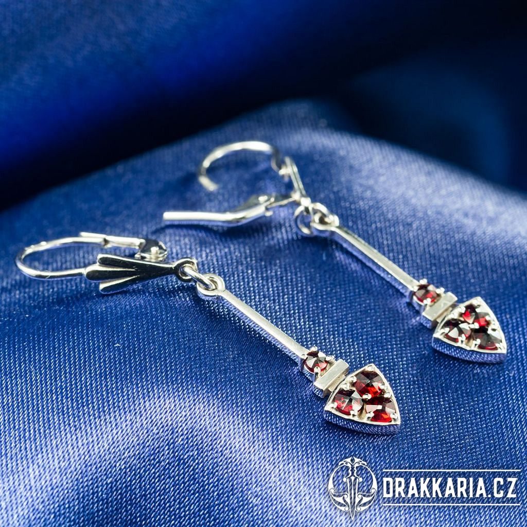 SAGITTA, náušnice, granát, český šperk Ag 925 - drakkaria.cz