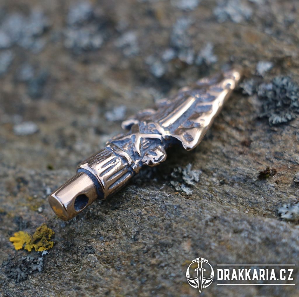 KAMENNÝ OŠTĚP, amulet, bronz - drakkaria.cz