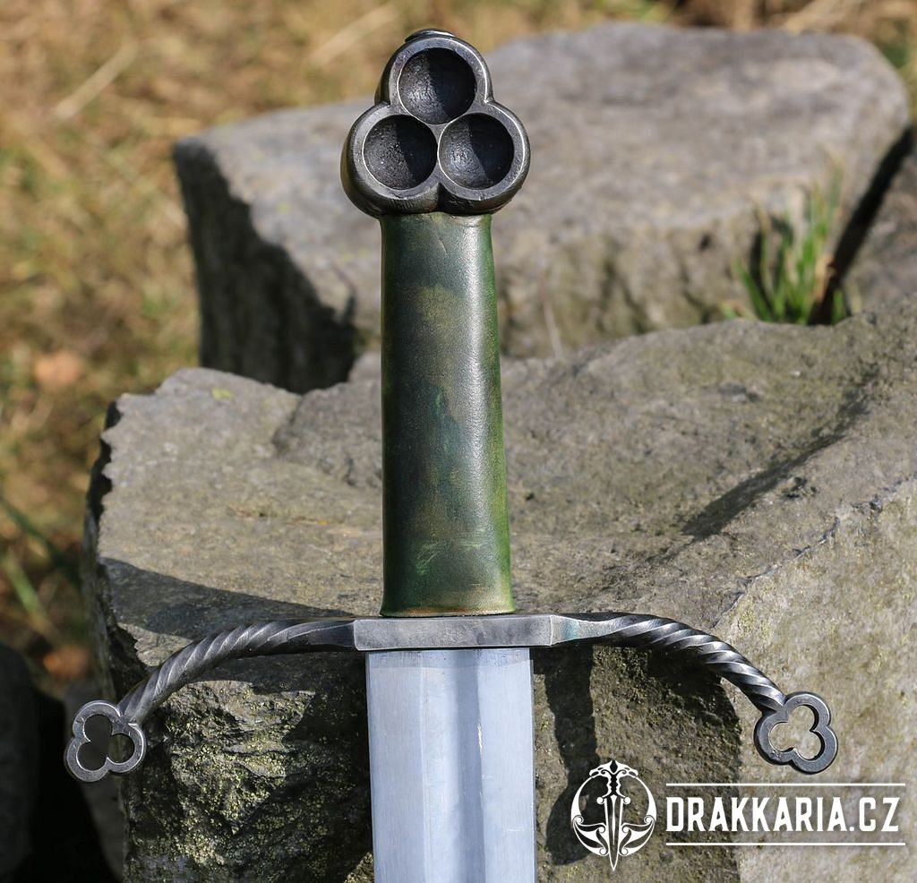 Claíomh Solais, irský trojlístkový meč - drakkaria.cz