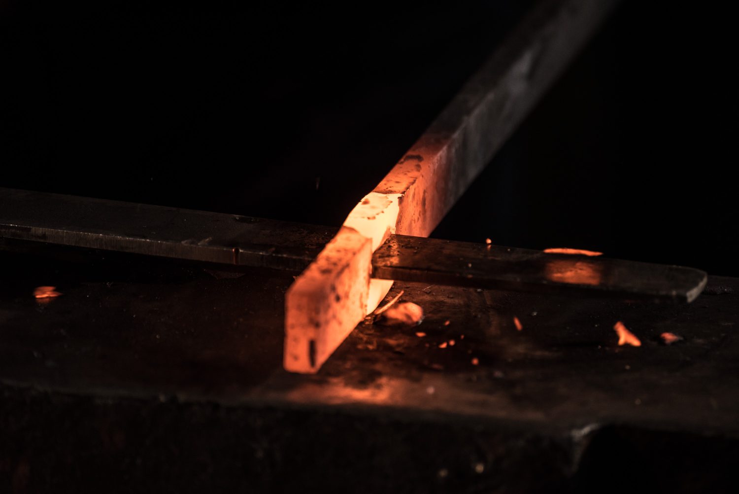 Production of swords and knives from spring steel