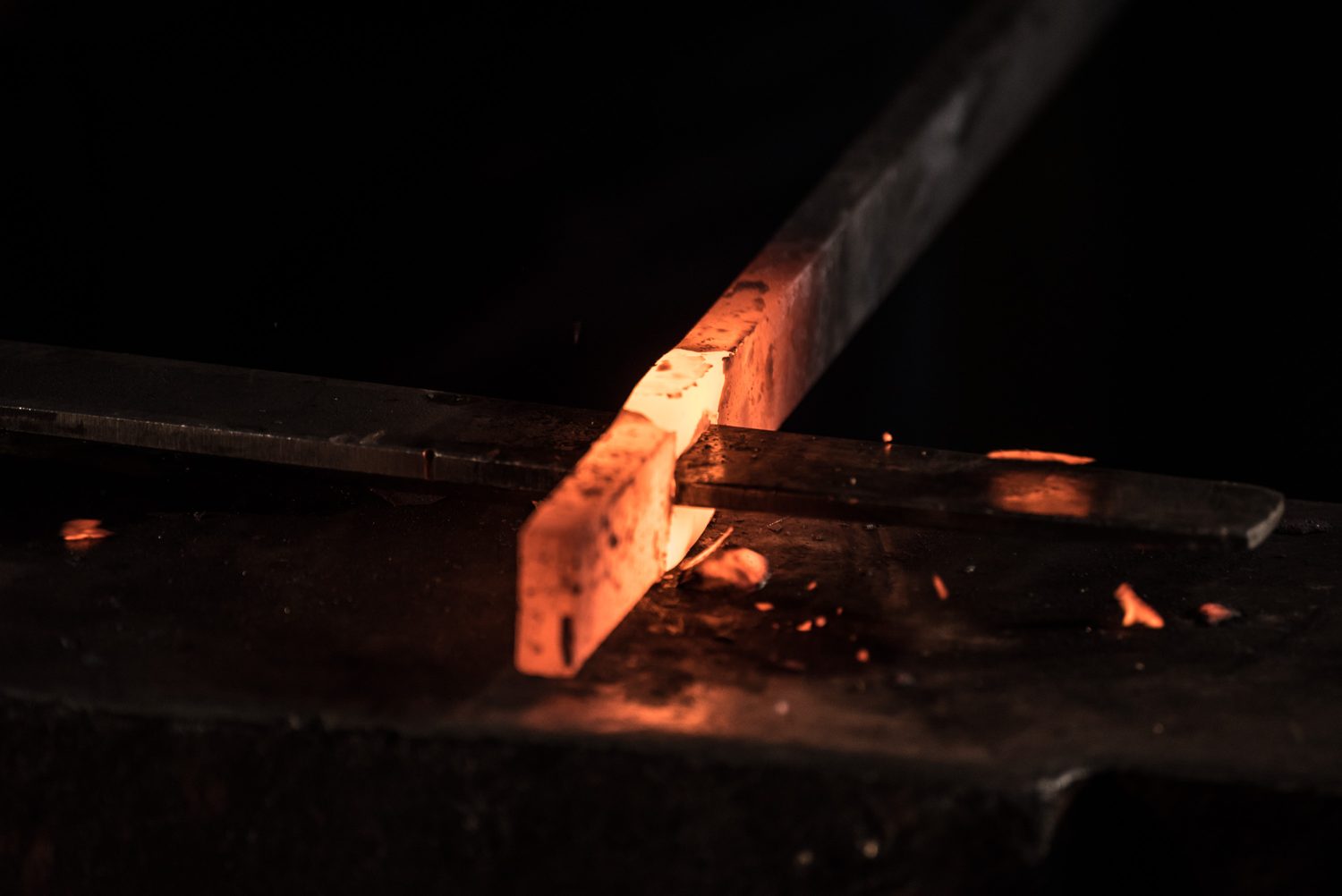 Production of swords and knives from spring steel