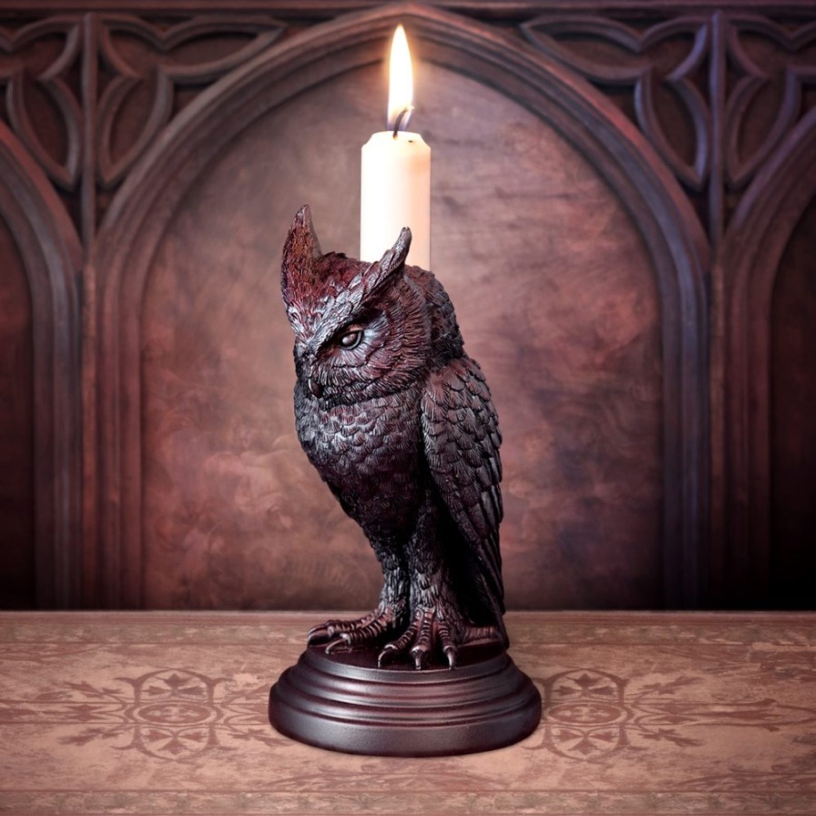 Owl of Astrontiel, owl, candlestick Wulflund