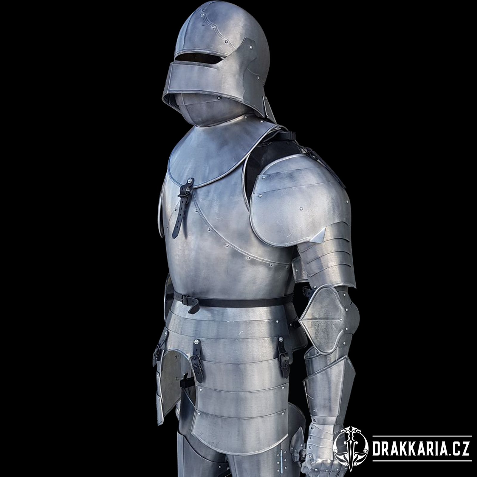 Zbroje platnéřství, brnění, přilby, štíty Drakkaria