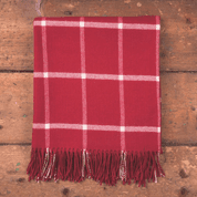 RED & WHITE WINDOWPANE THROW, LUXUSNÍ VLNĚNÁ DEKA, IRSKO - LUXUSNÍ VLNĚNÉ DEKY A ŠÁLY, FOXFORD, IRSKO