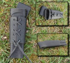 KOŽENÝ ZÁVĚS PRO LARP NEBO DĚTSKÝ MEČ - PŘÍSLUŠENSTVÍ K MEČŮM - ZBRANĚ