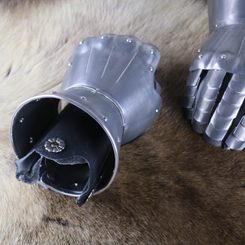 RUKAVICE PLÁTOVÉ - RYTÍŘ GARDA DURAL - PŮJČOVNA KOSTÝMŮ - PŮJČOVNA - ZBRANĚ A ZBROJE - ARCHIV