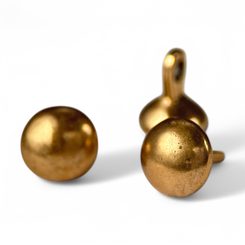 VIKINSKÝ KNOFLÍK, BIRKA, ŠVÉDSKO BRONZ - HLADKÝ - KOVÁNÍ NA OPASKY - ŠPERKY